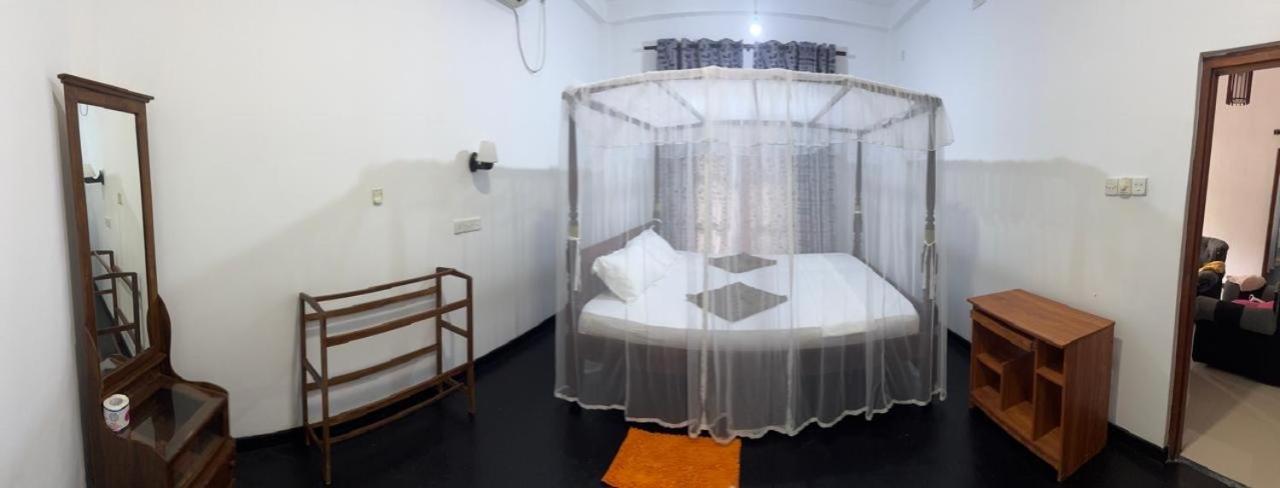 Akash Villa Talaramba Luaran gambar