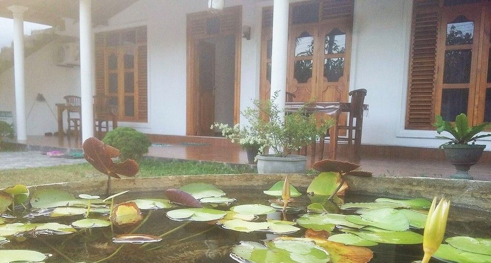 Akash Villa Talaramba Luaran gambar